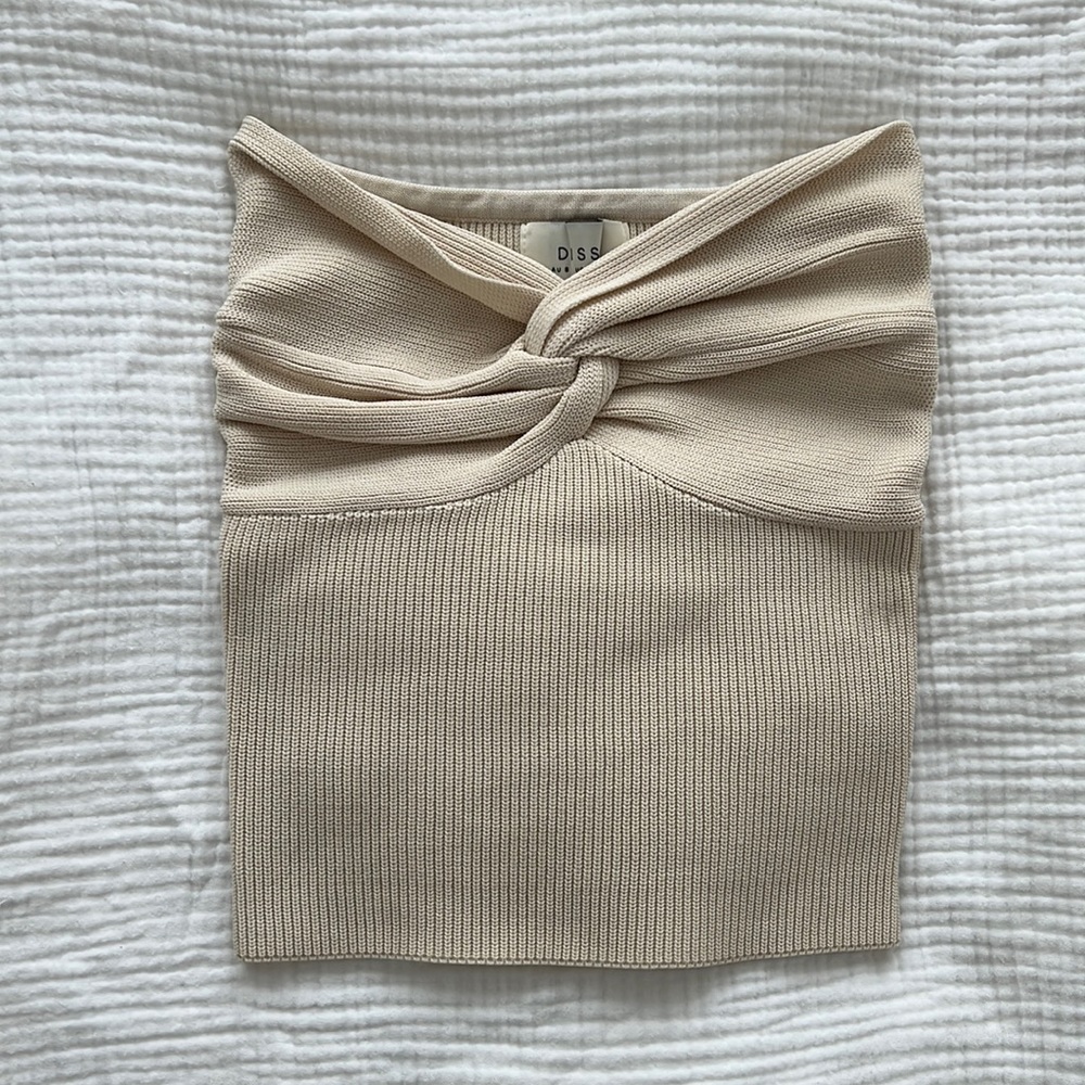 Anika Twisted Knot Cream Top
